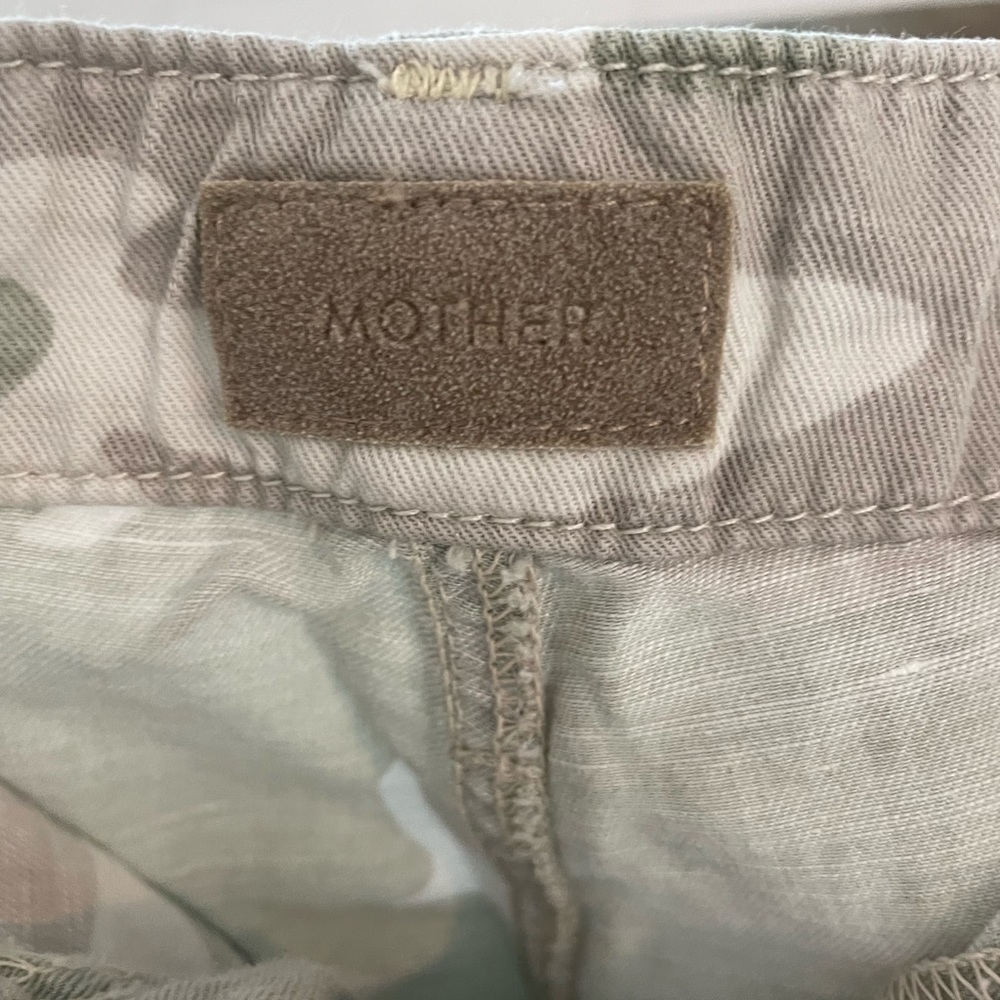MOTHER Camo Ankle Crop Jeans in Olive & Cream - Picture 4 of 4